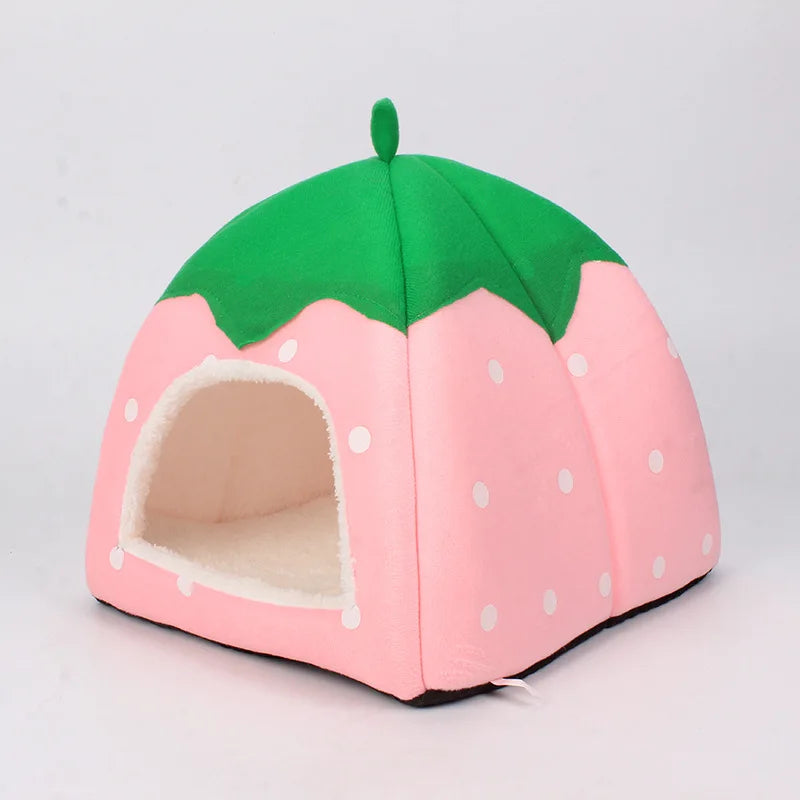 Strawberry Hamster House Guinea Pig Hideout Small Animal Bed Hideaway Hide Hut Cage Accessories for Autumn Winter