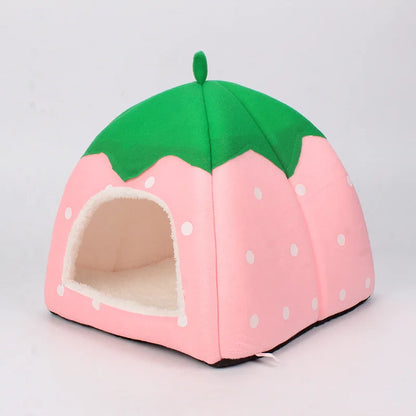 Strawberry Hamster House Guinea Pig Hideout Small Animal Bed Hideaway Hide Hut Cage Accessories for Autumn Winter