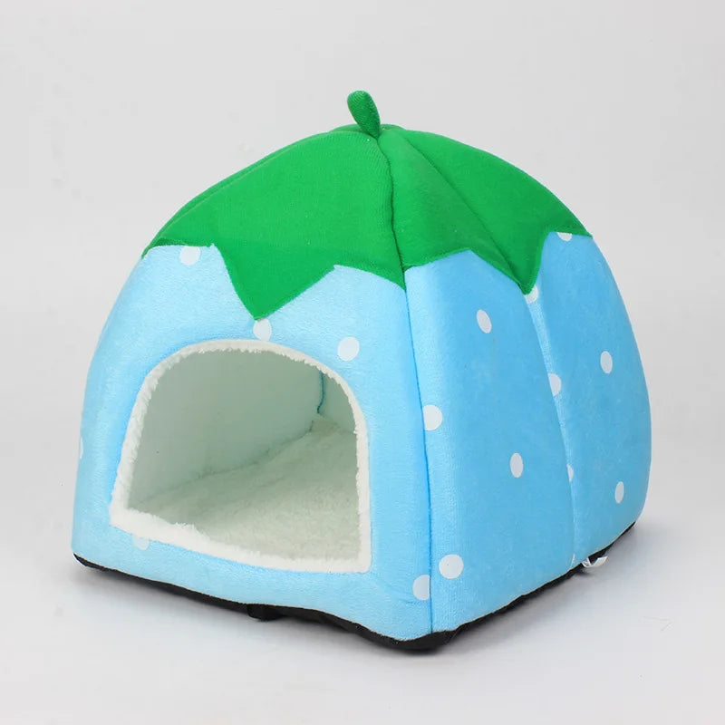 Strawberry Hamster House Guinea Pig Hideout Small Animal Bed Hideaway Hide Hut Cage Accessories for Autumn Winter