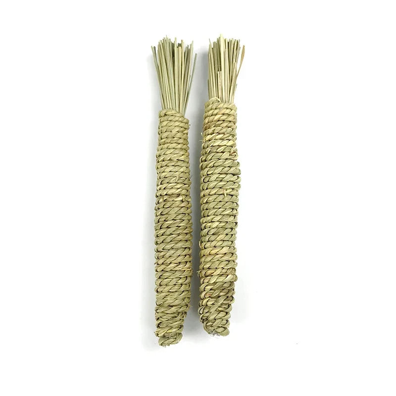 Rabbit Chew Toys Grass Woven Natural Rabbit Chew Carrot Rabbit Chew Sticks Small Animals Grinding Teeth Supplies Carrot Toys